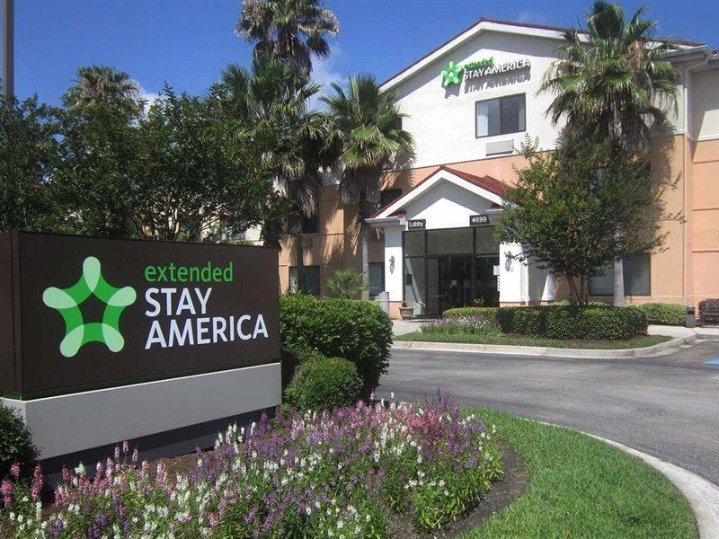 Candlewood Suites Jacksonville Southpoint Exterior photo