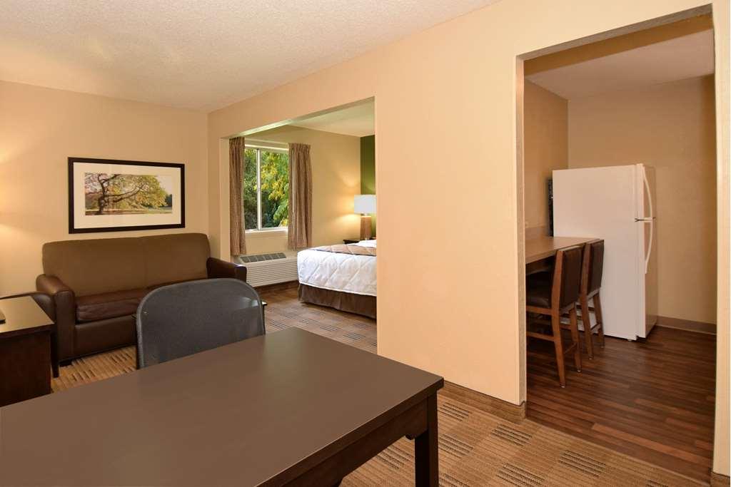 Candlewood Suites Jacksonville Southpoint Room photo