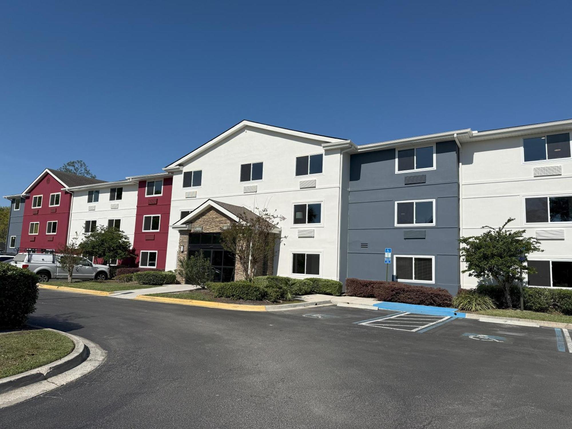 Candlewood Suites Jacksonville Southpoint Exterior photo