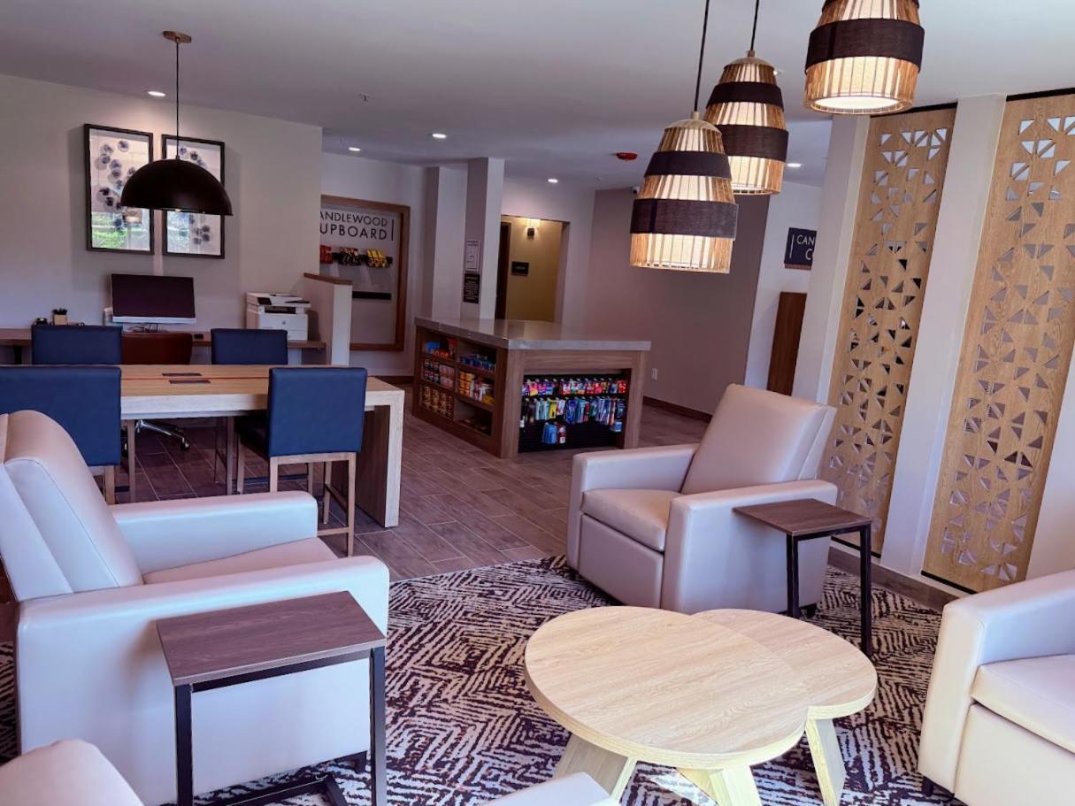 Candlewood Suites Jacksonville Southpoint Exterior photo
