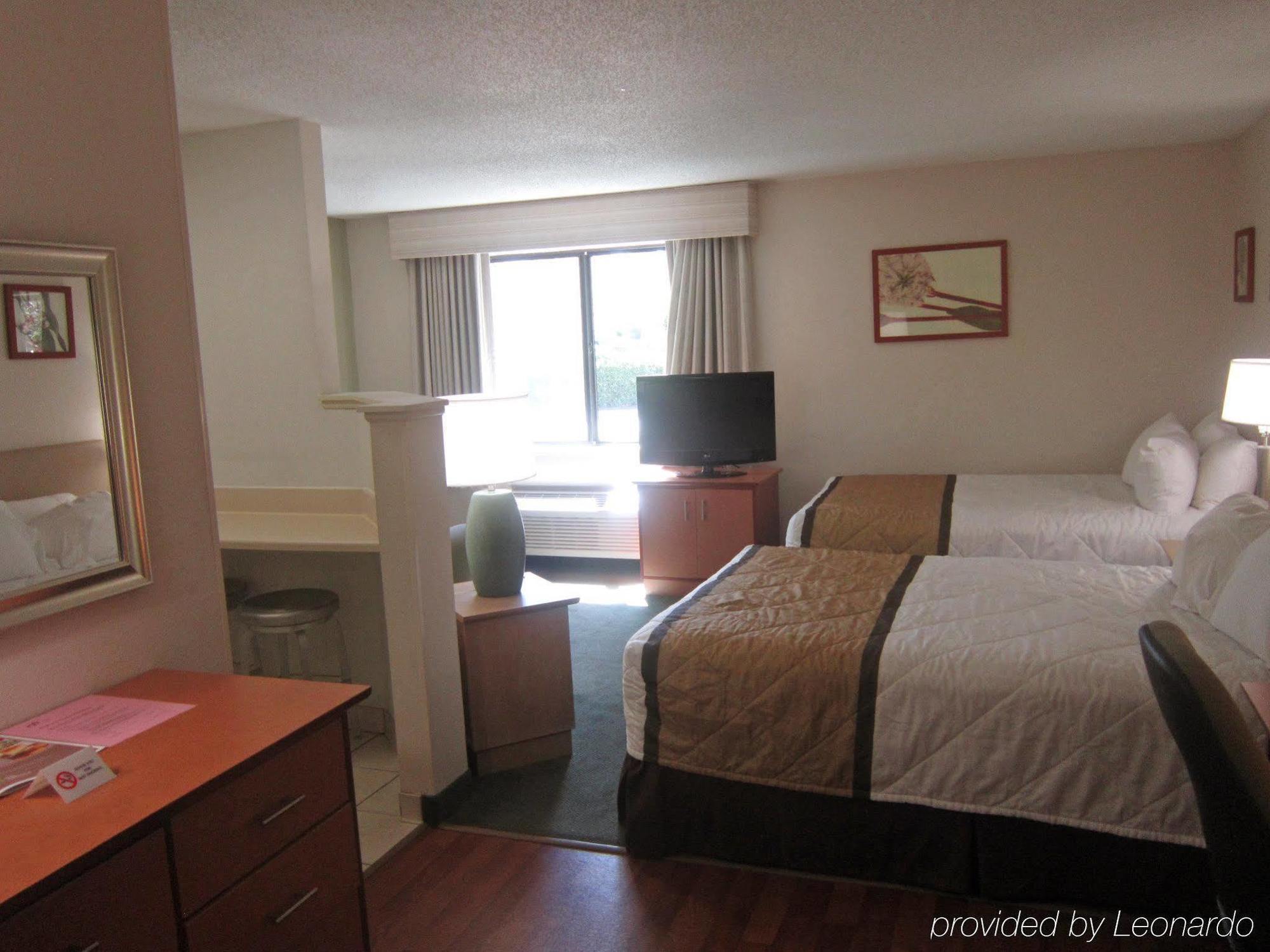 Candlewood Suites Jacksonville Southpoint Exterior photo